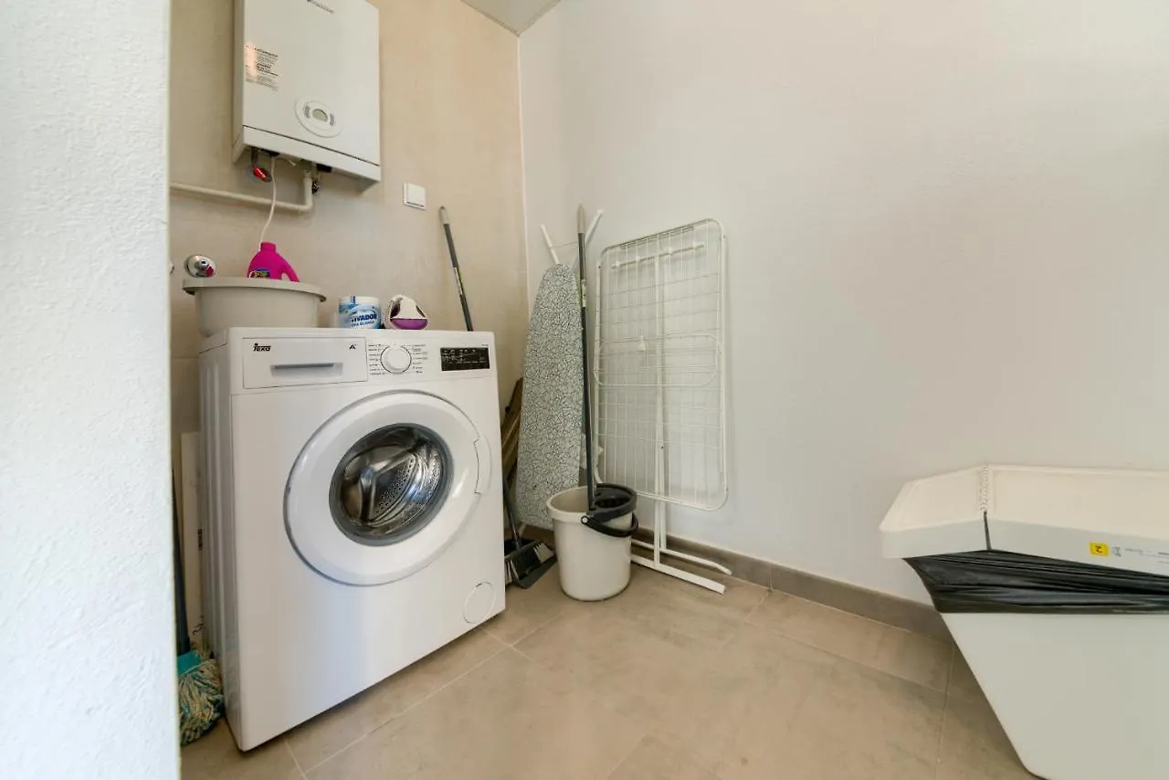 Holidays2Torremolinos Cizana Apartment
